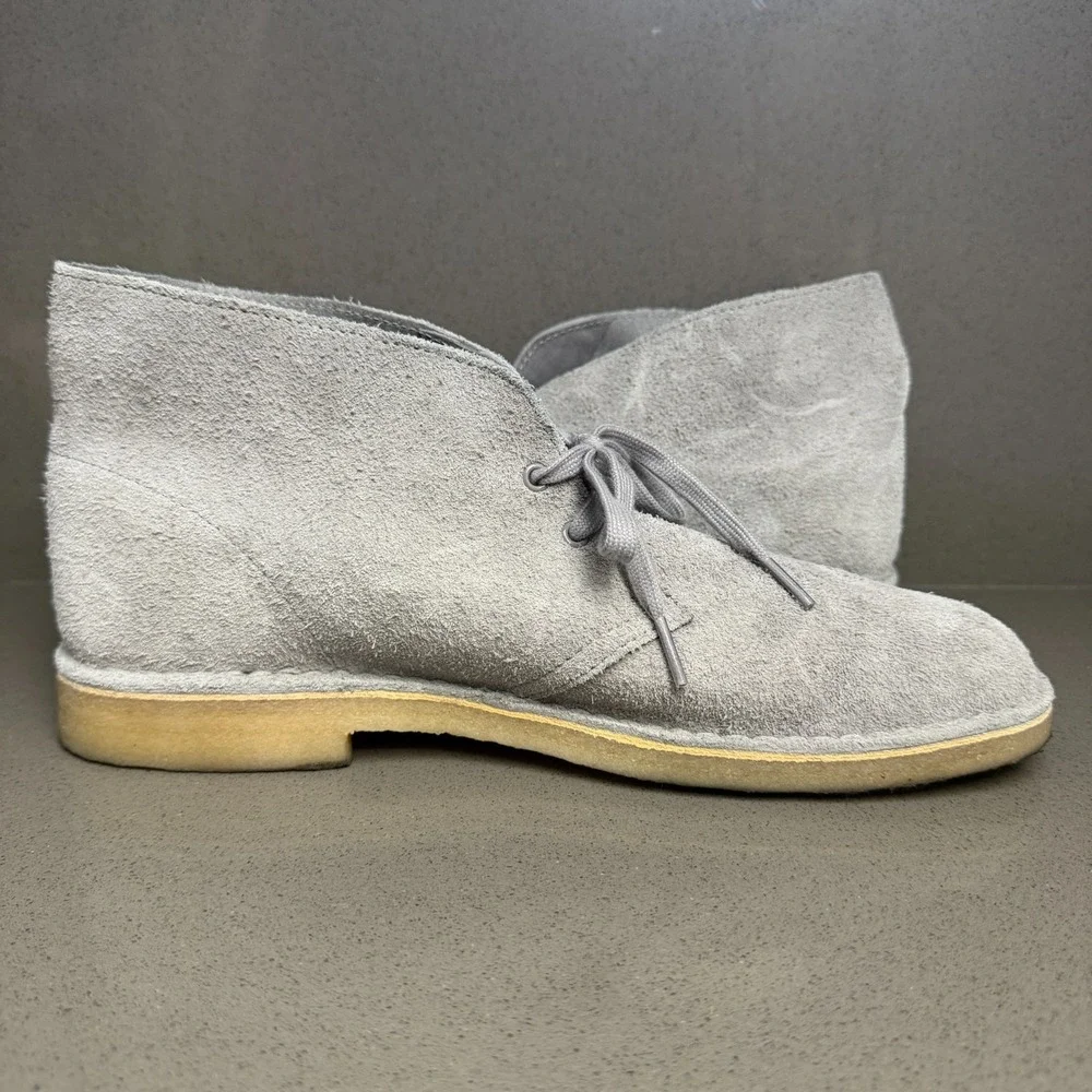 Clarks Originals Desert Boots Mens 11 Gray Suede Crepe Sole Chukka UK 10